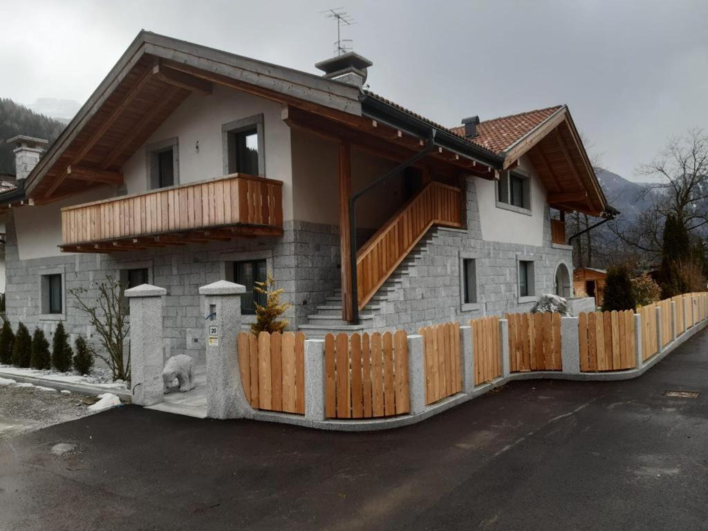 B&B Casa Il Sasso Pinzolo Extérieur photo